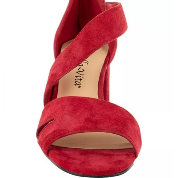 Bella Vita Korrine Block Heel Sandals-10W - Picture 4 of 10